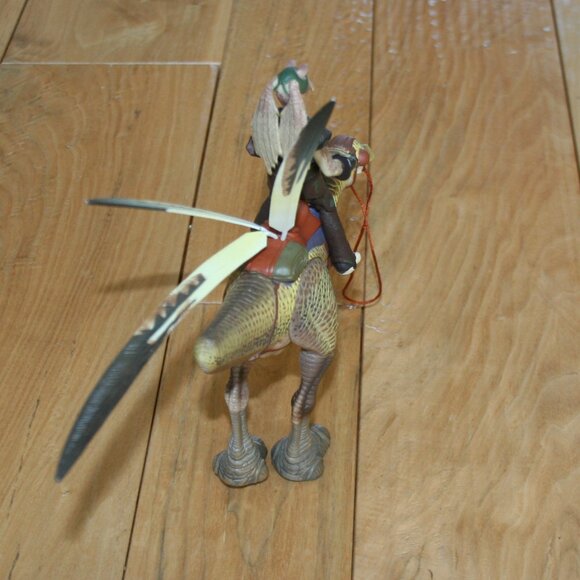 2004 Star Wars Captain Tarpals & Kaadu - Picture 3 of 6